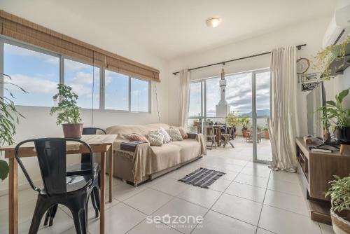 Apt c/Cobertura Prox. à Praia em Floripa- CRI0301