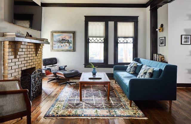 Apt1@Charles - STEP-FREE, Accessible, Dog-Friendly