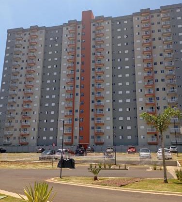 Apto em frente Beach Clube região privilegiada