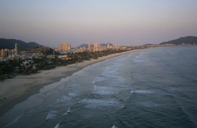 Apto Guarujá Enseada con Aire - 50 mts de la playa - Mejor Región Disponible Carnaval