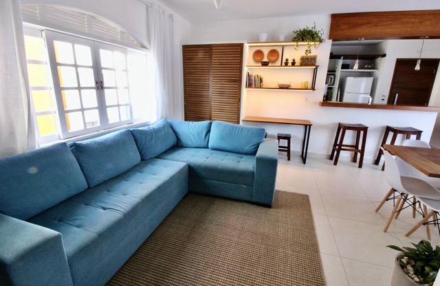 Apto Lindamente Decorado! Garagem Coberta, A/c, Apenas 300m da Praia Tenório
