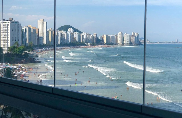 FIT COMPLET MERVEILLEUX FRONT DE MER, VUE PANORAMIQUE !!! Clime / wifi