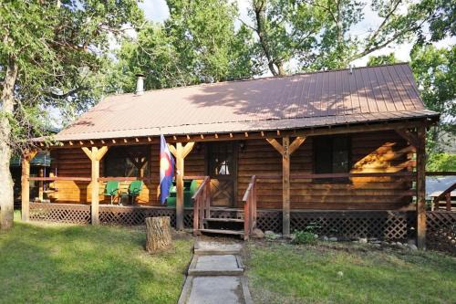Arapahoe Adventure Cabin