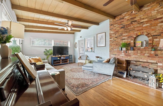 Arboretum Retreat - Charming 3 Bedroom