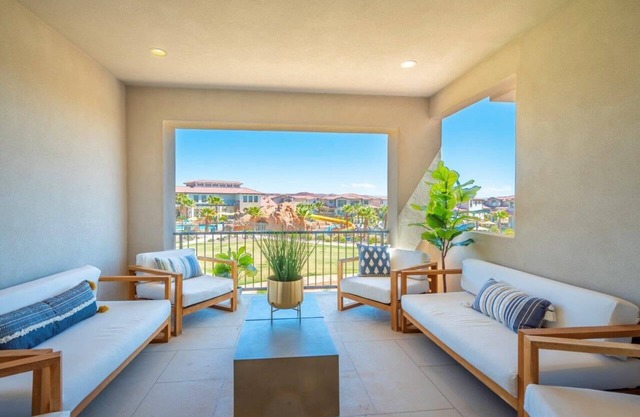 Arcadia 14 | Luxury Villa * Shuffleboard * Arcades * Resort Amenities * Sleeps 2