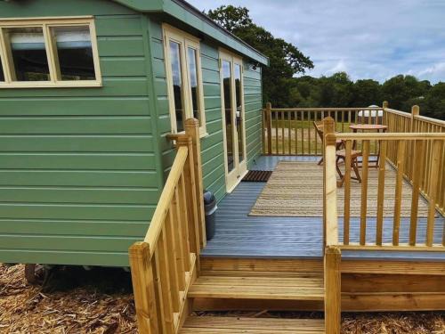 Arcadia Shepherds Hut
