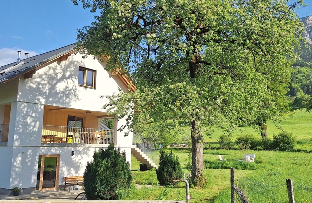 Maison d'architecte dans hameau de montagne - 14 places, 2 espaces - Ski à 15mn