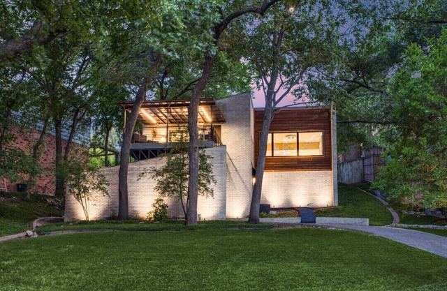 Architectural gem with treetop view & SwimSpa 6min to Bishop Arts, 15 to Downtow