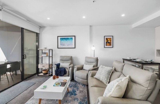 Arena Beach Escape Smart Urban Stay near Stadium