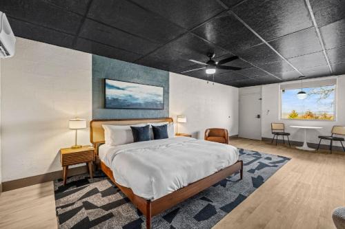 Arka Motel