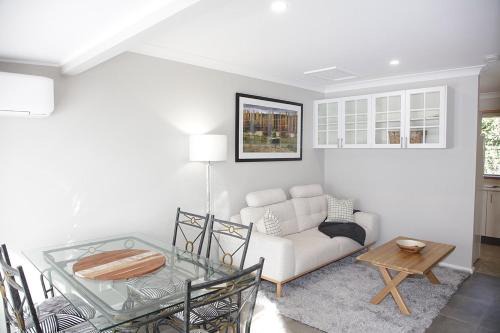 Armidale Cottage on Taylor Unit 2