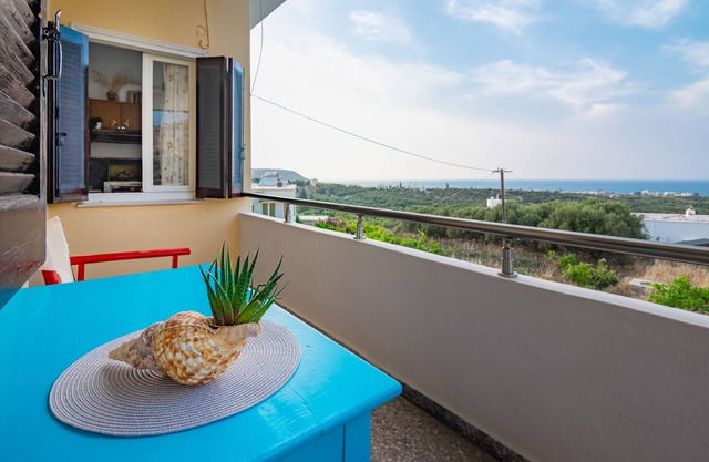 Armyra apartment in Milatos