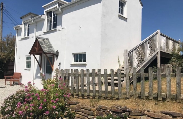 Maison individuelle peut accueillir jusqu'à 6, 5 minutes à pied de la plage