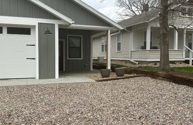 ArnoldsPkHomes:GameGarage|Hammcks|Sleep16
