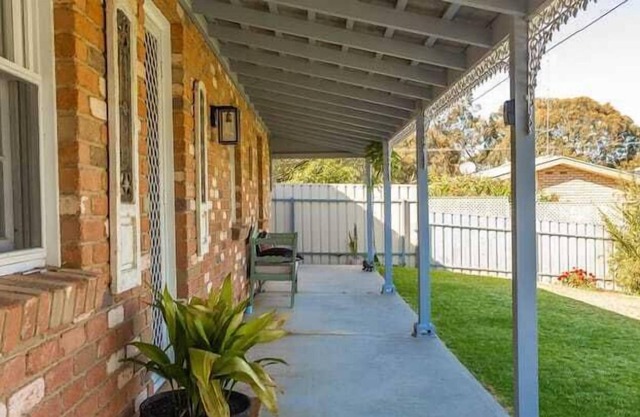 Aroha Cottage Pet friendly, Wifi