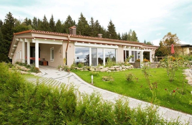 Arrivée - vacances - ravitaillement dans "House Forest Park"