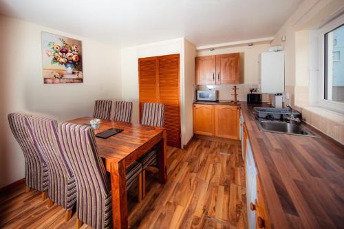 Arthurs Seat Apartment