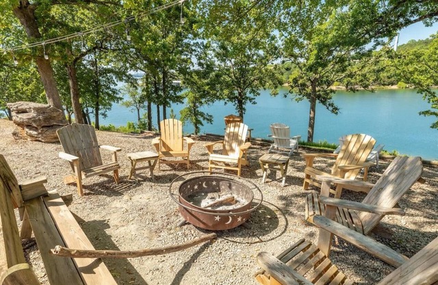 Artilla Cove Cabin 8- Lakeview- BBQ Area- Pool!