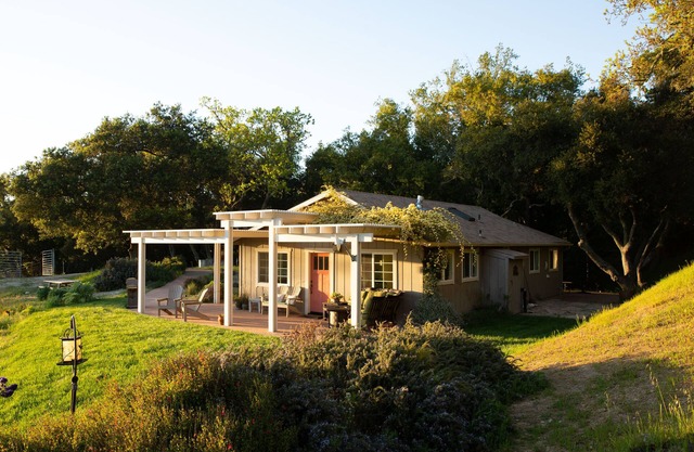 Nouveau! Retraite Cottage Artist's Vineyard