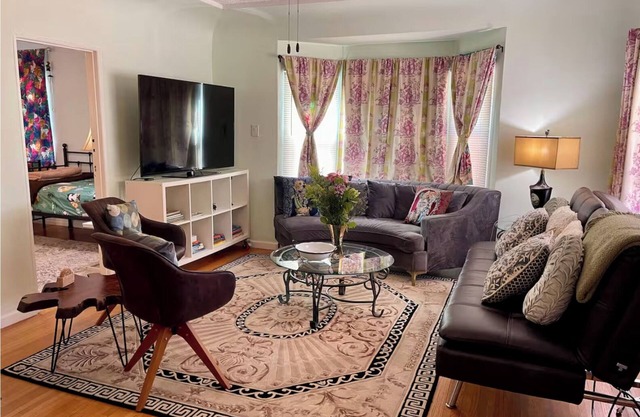 2Br Quiet Home by Park, Shop/Restr, Airport, Train