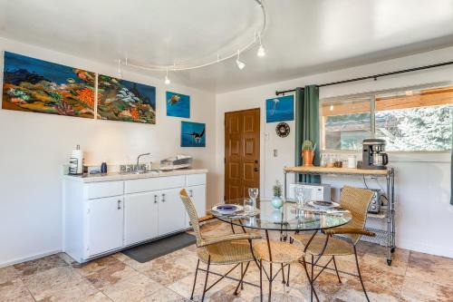 Artsy Studio with Patio 25 Mi to Santa Fe