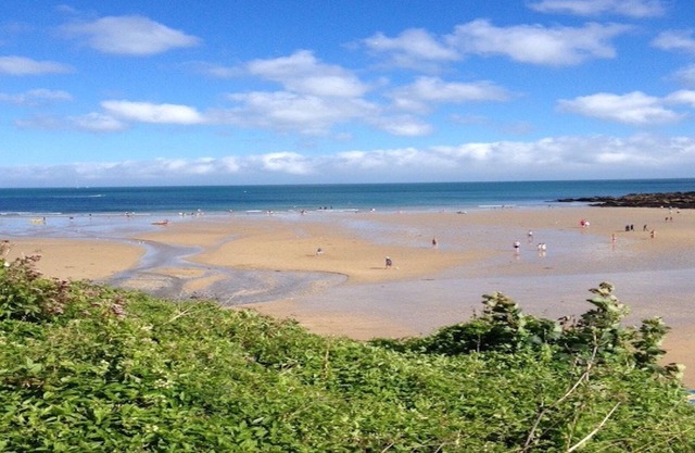 Appartement spacieux et lumineux au rez-de-chaussée, près de la plage de sable, des sentiers côtiers et de la baie de Falmouth