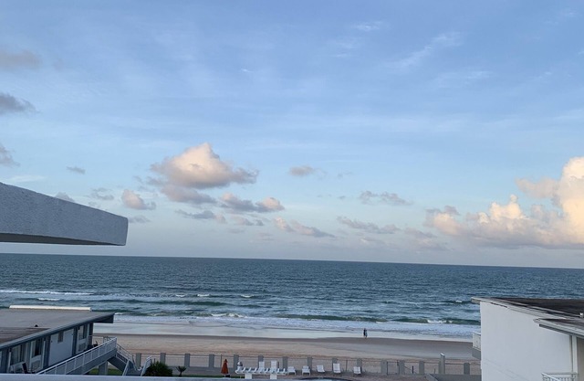 Arya Blu Inn & Suites