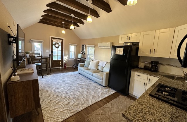 Parfait Asbury Park Cottage, pour quatre personnes, près de la plage et du lac
