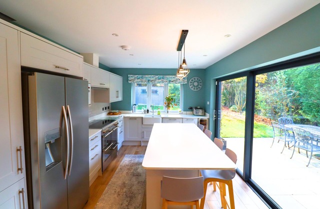 Ascot Spacious Four Bedroom Family Home