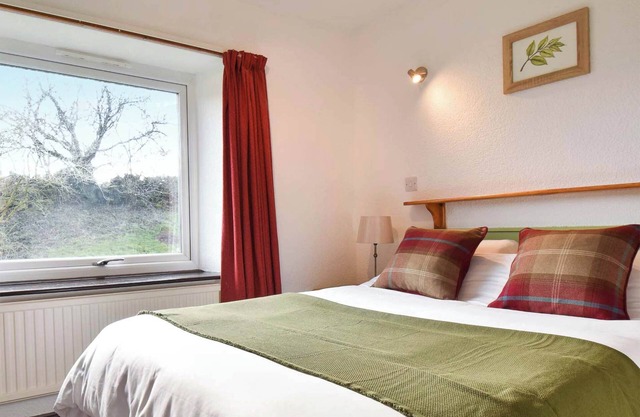 Ash Cottage- UK45892