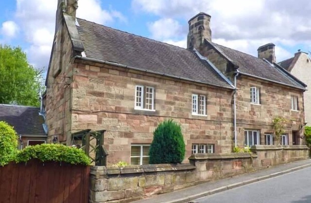 Ash House, ALTON