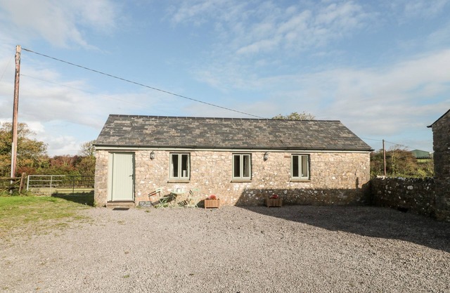 Ash Tree Cottage, LLANTWIT MAJOR
