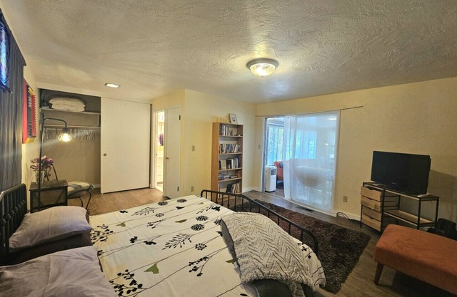 Ashland Garden Cottage