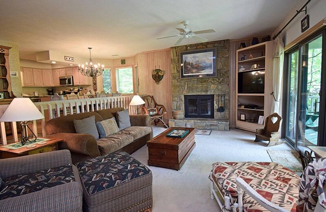 ASPEN 3 WPM: 2 BR / 2 BA, condo de 2 chambres à Blowing Rock, 6 couchages
