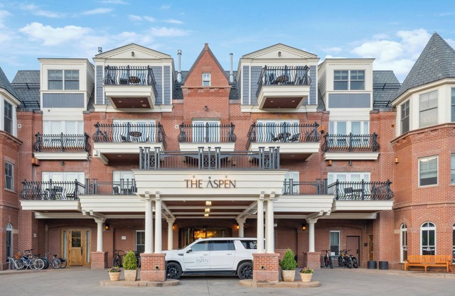 Hyatt Grand Aspen Luxury à 40-70% de réduction sur le prix du propriétaire!