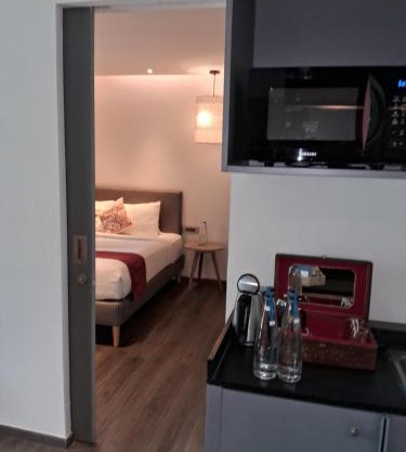 Astra Luxury Rooms and Cafe