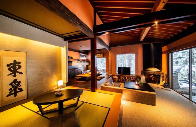 At an altitude of 1000m spend time in an archit / Takayama Gifu