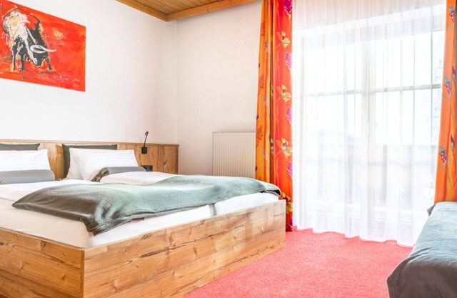 Lovely apartment in villa for 4 people with TV, balcony, panoramic view and parking
