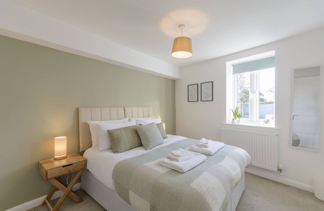 Supérieure-Appartement-Douche-Vue sur Rue-Atcham-TwoBedroom