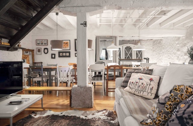ATERPEA, an accommodation space for 12 guests at Amaloka Holiday Home