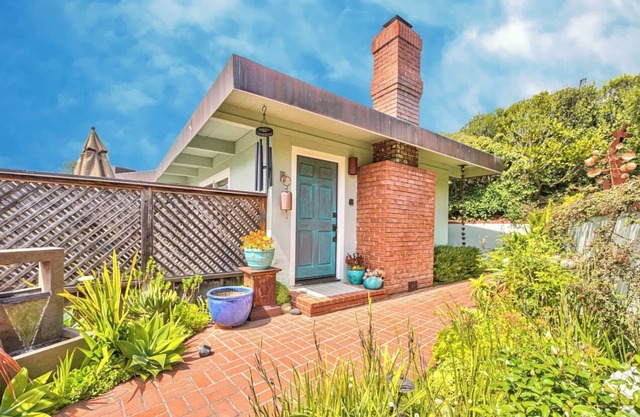 "Atherton Cottage a maritimes et Point Lobos Vues & deux cheminées!
