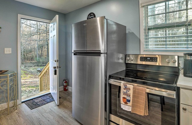 Atlanta Area Studio ~ 3 Mi to Gas South Arena!