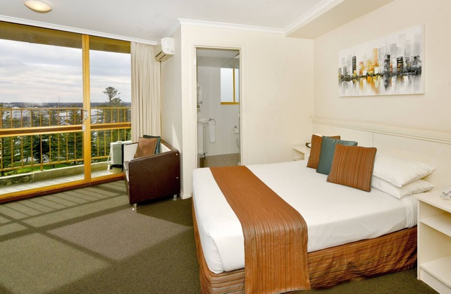 Atlantic Tower Motor Inn