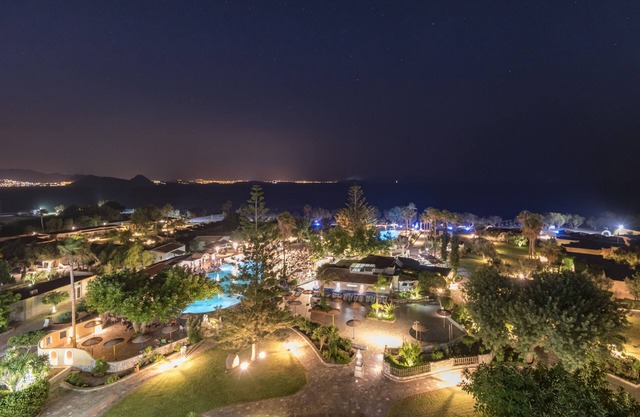 Atlantis Hotel