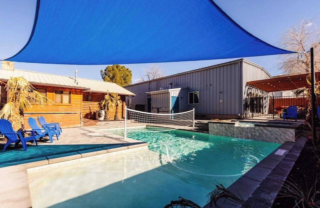 Atomic Love Shack @ Area 51 | Pet Friendly Casita