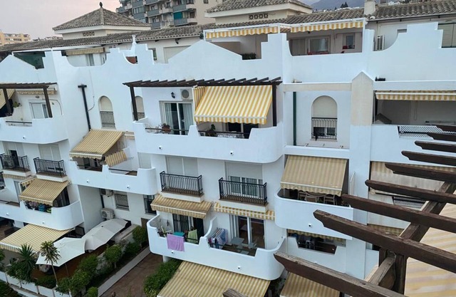 Atria 2 Nicest Beach Penthouse Newly redone with all whistles no locked closets.