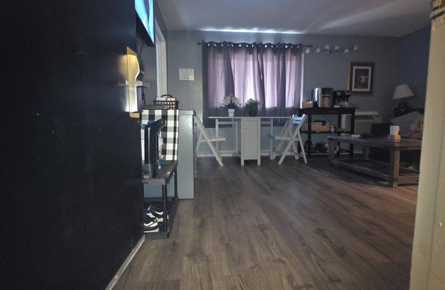 Attitash, 2nd floor condo, 1 bed w/ sleep sofa!