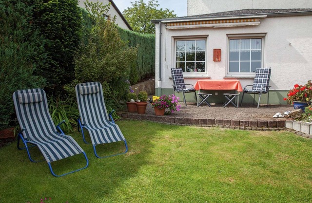 Appartement attrayant à Bettenfeld avec jardin
