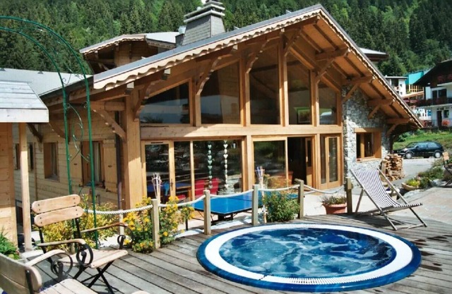 Au Coin du Feu (17 chambres) réservé par la chambre (tarifs sont par personne)