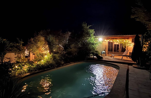 Au Mazet de la Poulaillère (saltwater swimming pool, quiet, not overlooked)
